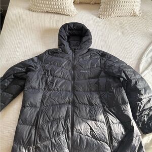 Eddie Bauer Women’s Black Puffer Jacket